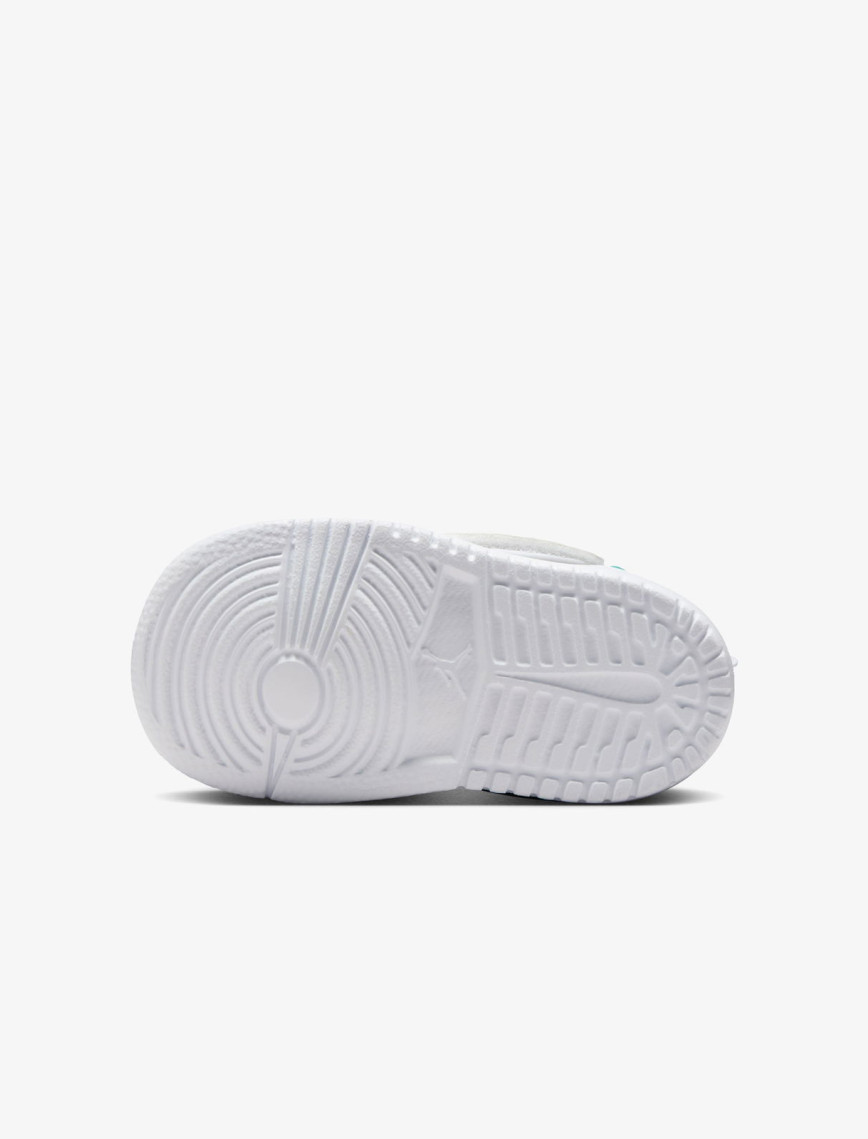 Jordan Sky 1 Çocuk Beyaz Spor Ayakkabı Jordan Sky 1 Çocuk Beyaz Spor Ayakkabı