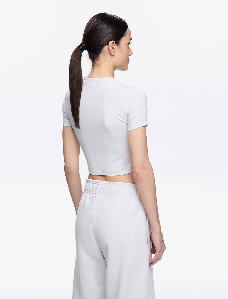 Les Benjamins Classic Cropped Kadın Beyaz T-Shirt Les Benjamins Classic Cropped Kadın Beyaz T-Shirt