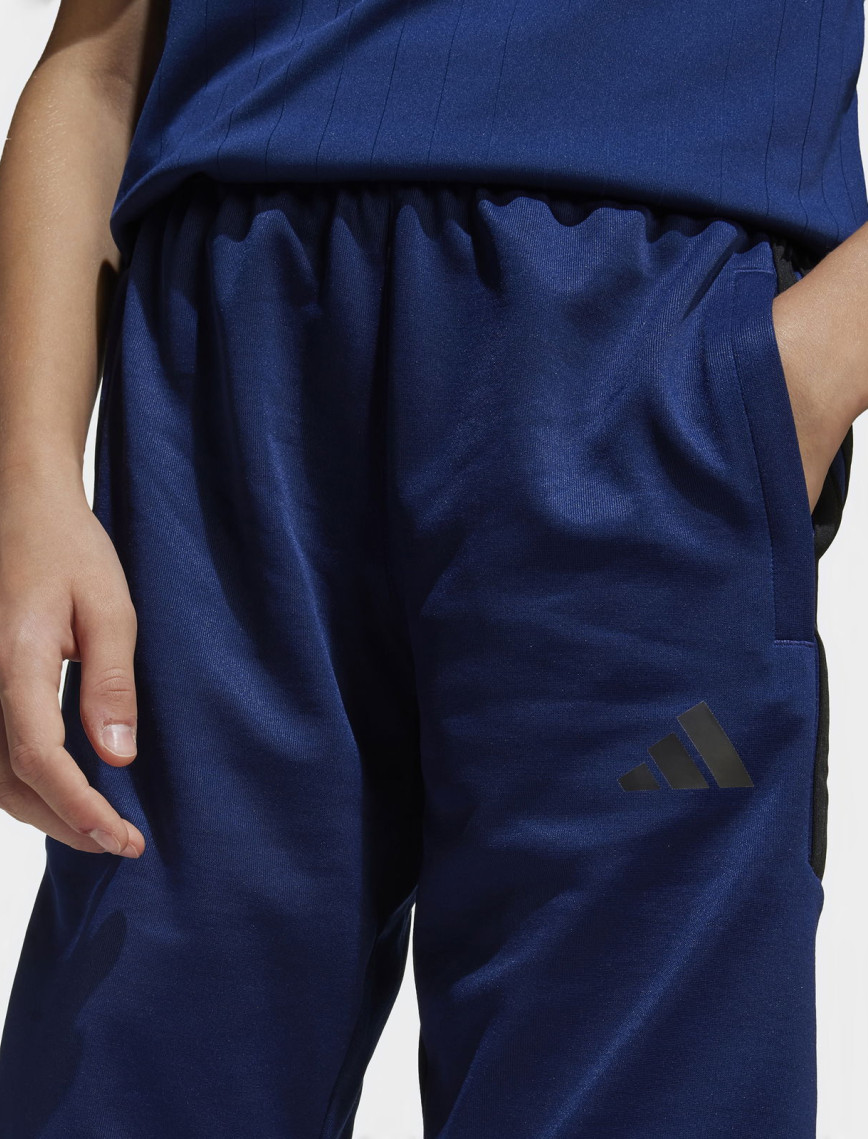 adidas Sportswear Çocuk Lacivert Antrenman Şortu adidas Sportswear Çocuk Lacivert Antrenman Şortu