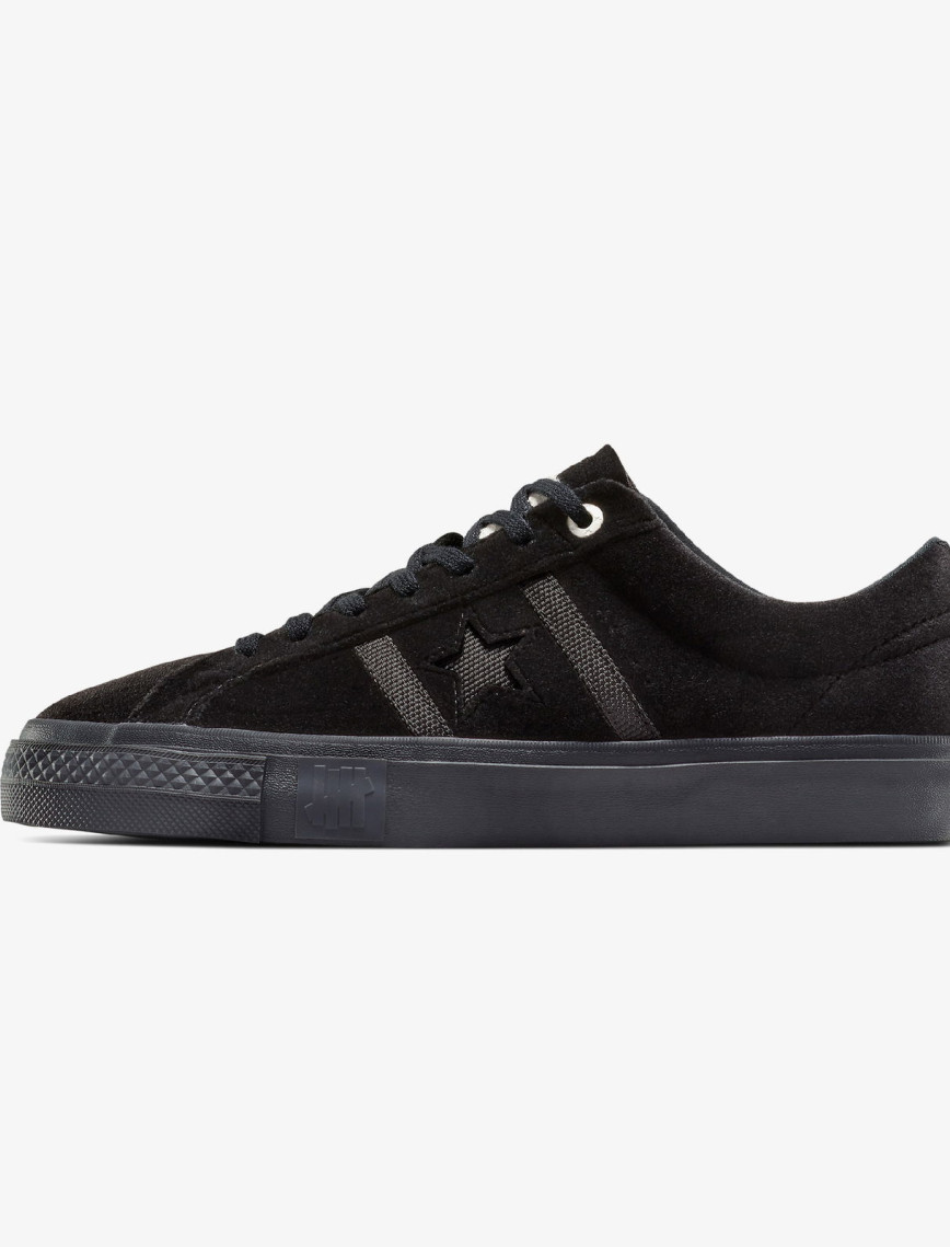 Converse Undefeated x Converse One Star Academy Erkek Siyah Sneaker Converse Undefeated x Converse One Star Academy Erkek Siyah Sneaker