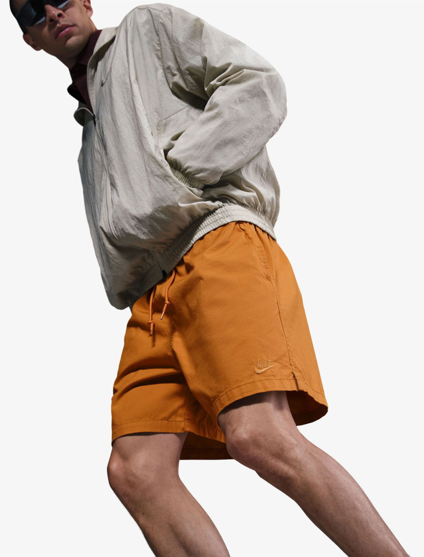 Nike Club Flow Erkek Turuncu Şort Nike Club Flow Erkek Turuncu Şort