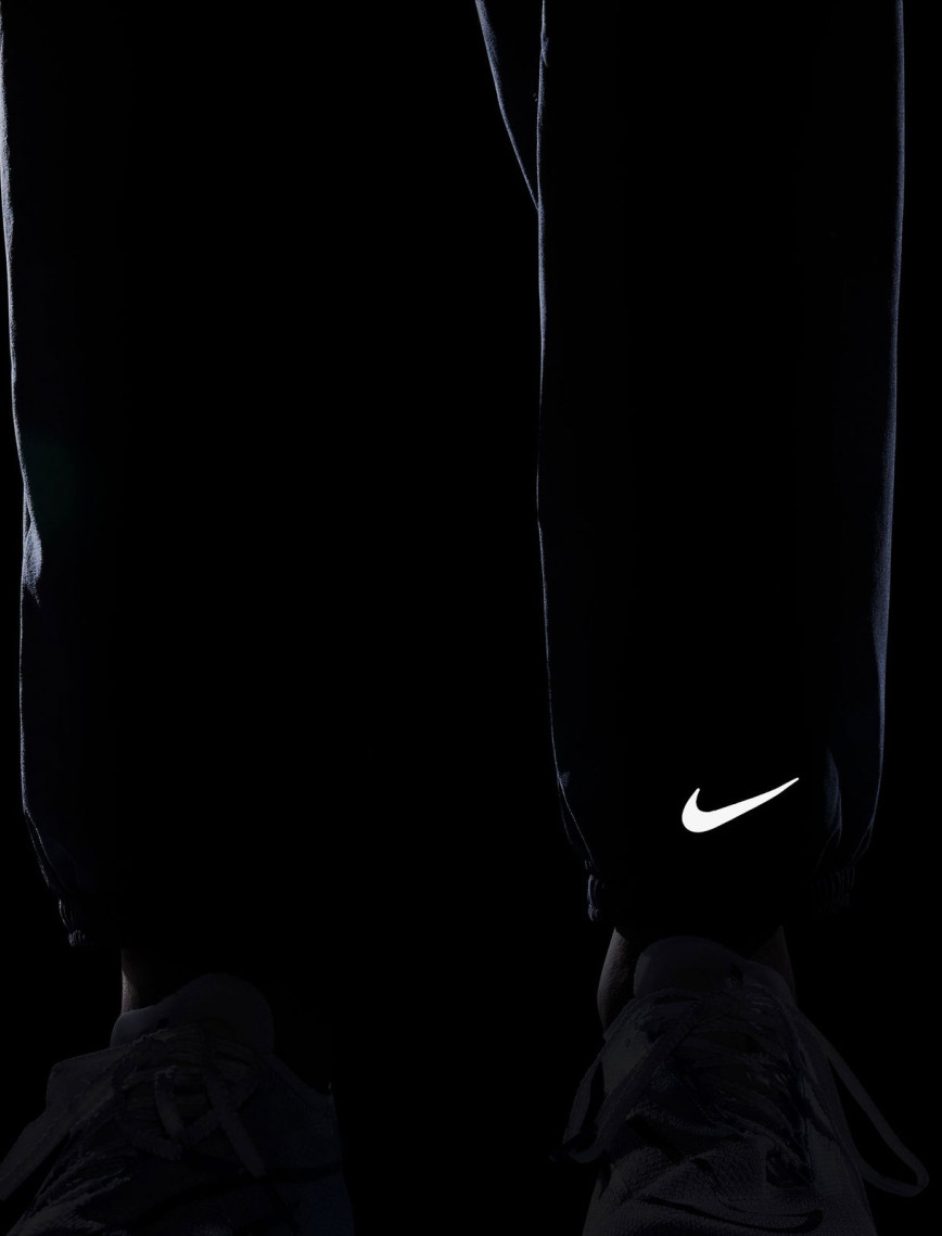 Nike Dri-Fit Multi Essential Çocuk Siyah Eşofman Altı Nike Dri-Fit Multi Essential Çocuk Siyah Eşofman Altı