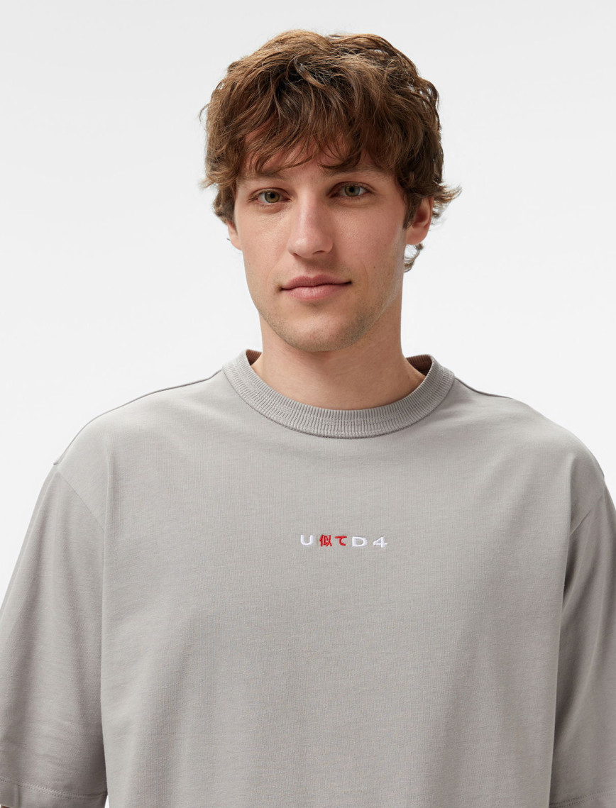 UNITED4 Erkek Gri T-Shirt UNITED4 Erkek Gri T-Shirt