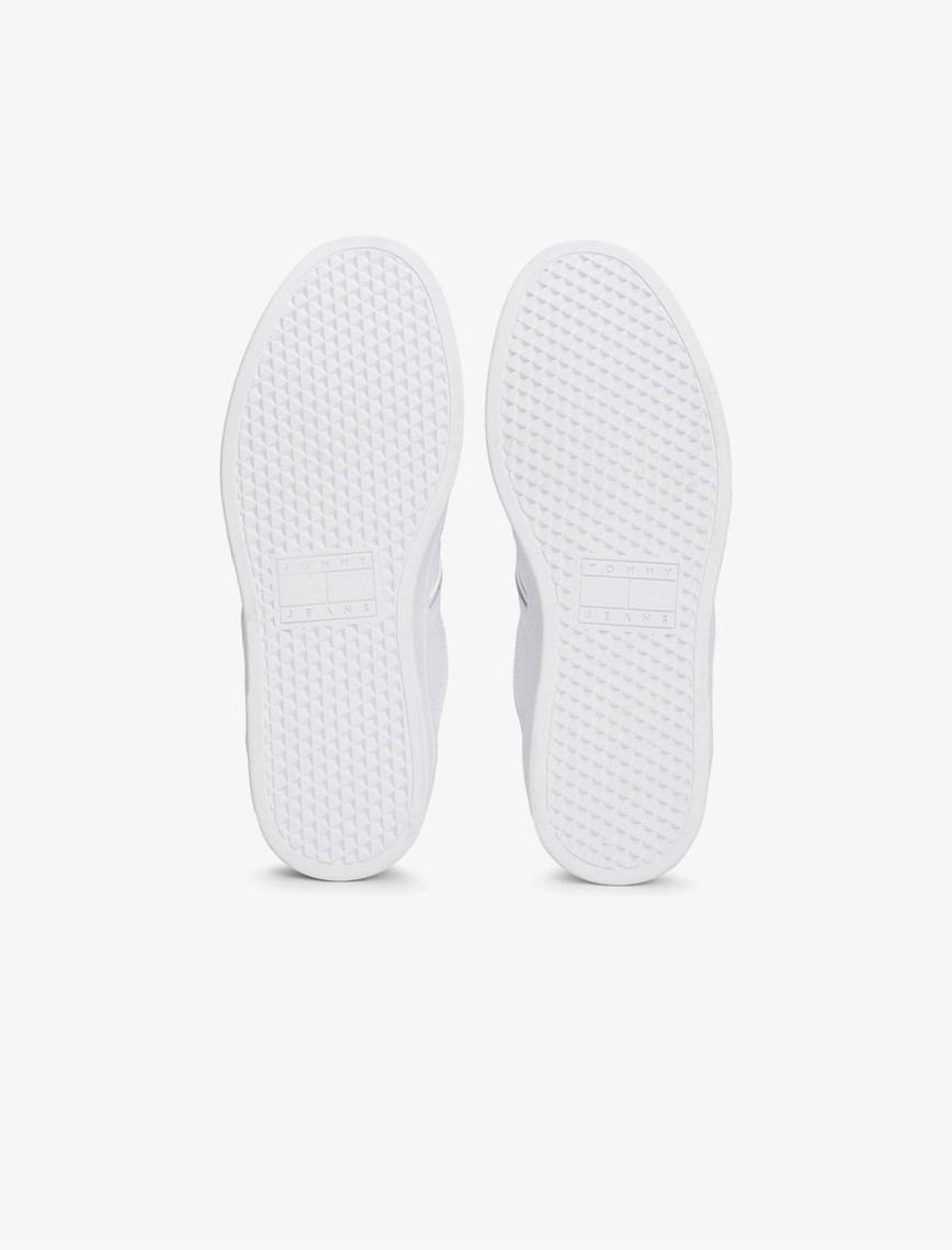 Tommy Hilfiger Greenwich Kadın Beyaz Spor Ayakkabı Tommy Hilfiger Greenwich Kadın Beyaz Spor Ayakkabı