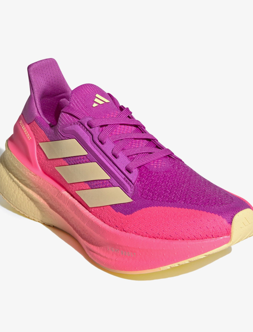 adidas Ultraboost 5X Kadın Pembe Koşu Ayakkabısı adidas Ultraboost 5X Kadın Pembe Koşu Ayakkabısı