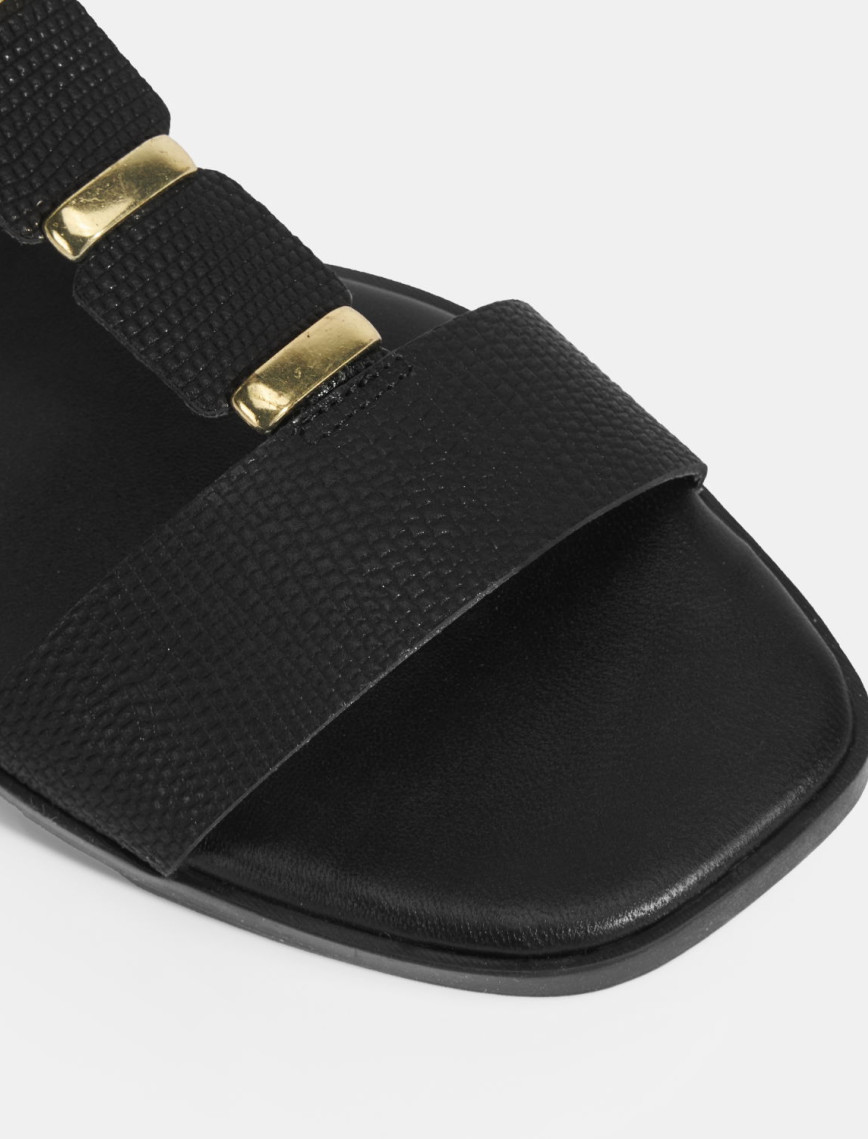 Kadın Siyah Ayarlanabilir Tokalı Deri Sandalet Kadın Siyah Ayarlanabilir Tokalı Deri Sandalet