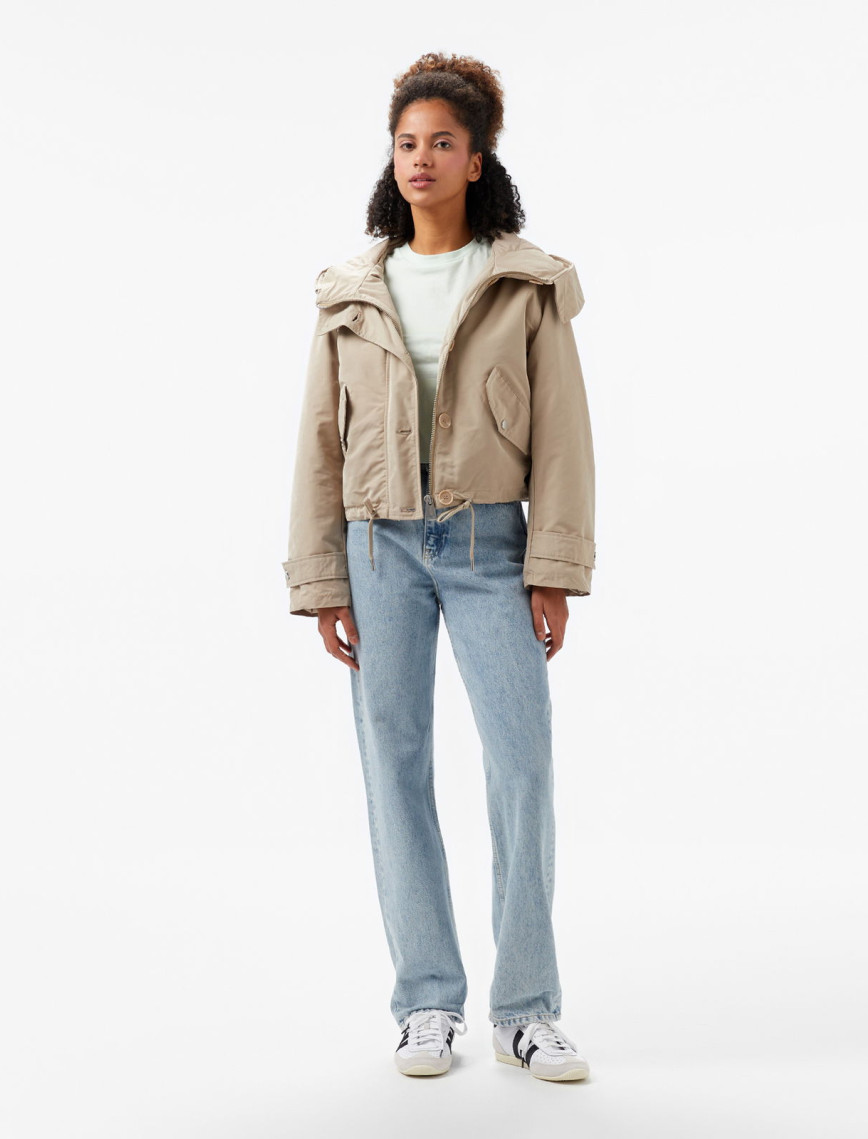 Guess Nora Cropped Canvas Kadın Bej Parka Guess Nora Cropped Canvas Kadın Bej Parka