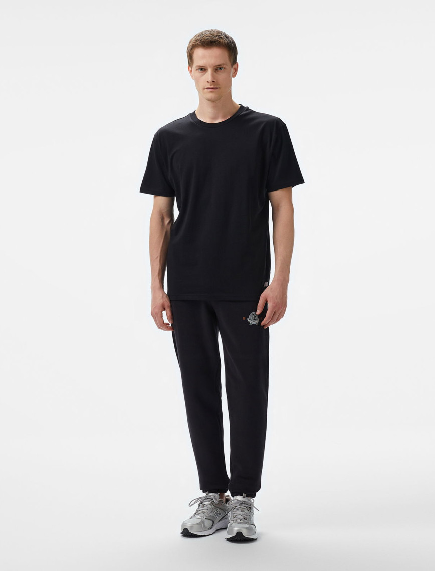 New Balance Lifestyle Erkek Siyah T-Shirt New Balance Lifestyle Erkek Siyah T-Shirt