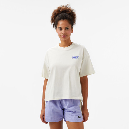 New Balance Lifestyle Kadın Bej T-Shirt New Balance Lifestyle Kadın Bej T-Shirt