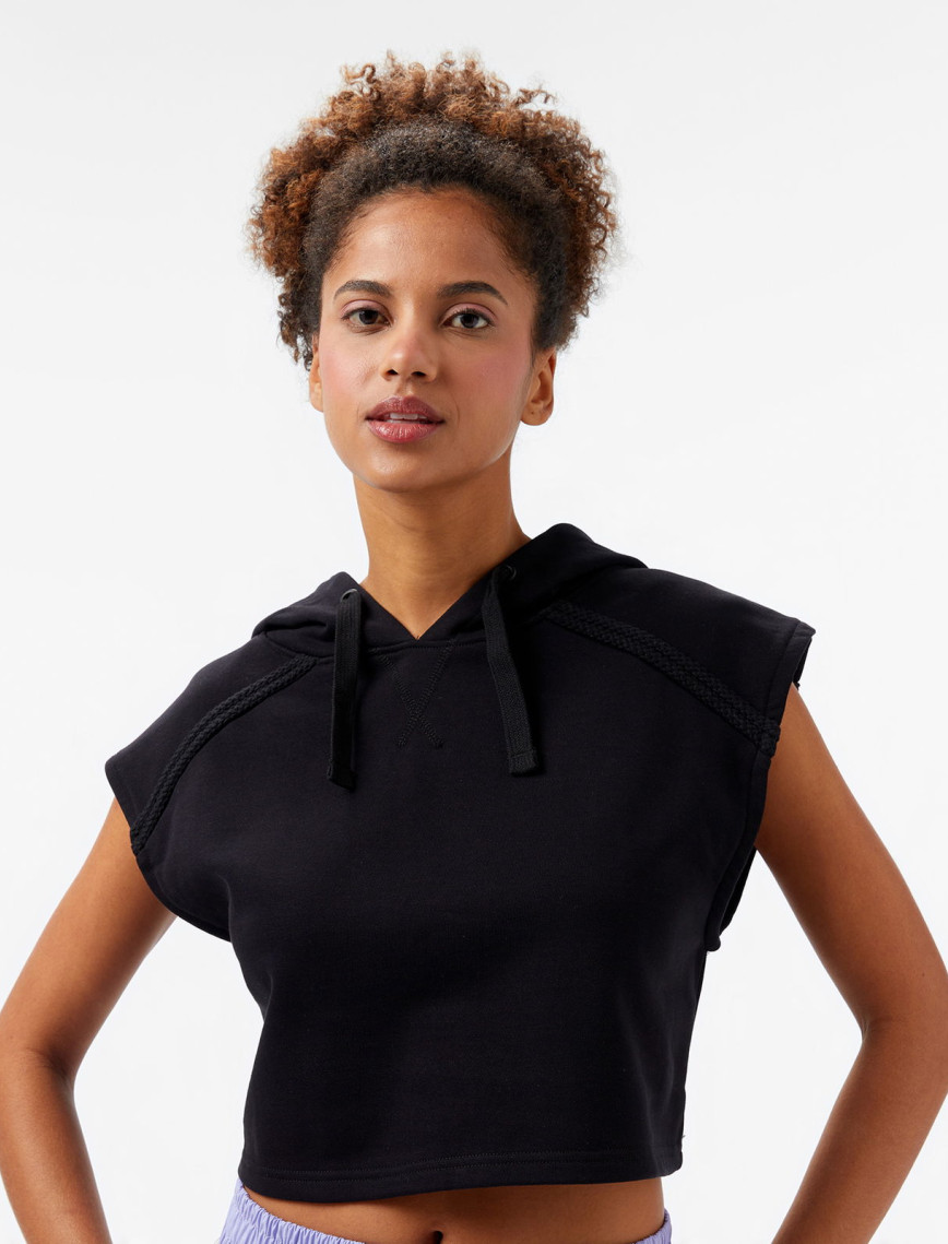 New Balance Lifestyle Kadın Siyah Sweatshirt New Balance Lifestyle Kadın Siyah Sweatshirt