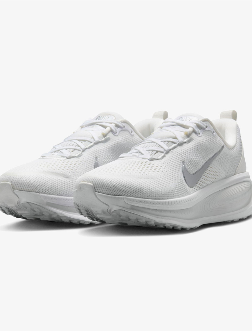 Nike Vomero 18 Kadın Beyaz Koşu Ayakkabısı Nike Vomero 18 Kadın Beyaz Koşu Ayakkabısı