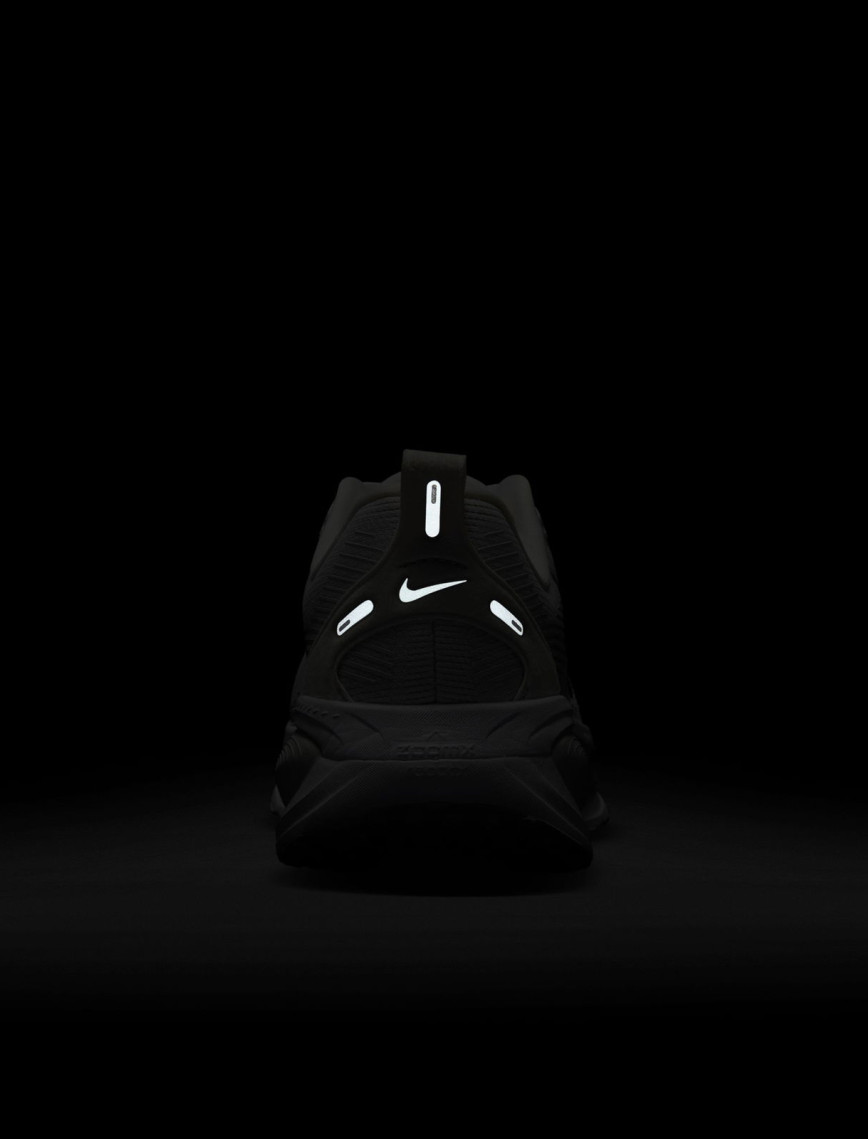 Nike Vomero 18 Kadın Beyaz Koşu Ayakkabısı Nike Vomero 18 Kadın Beyaz Koşu Ayakkabısı