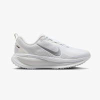 Nike Vomero 18 Kadın Beyaz Koşu Ayakkabısı Nike Vomero 18 Kadın Beyaz Koşu Ayakkabısı