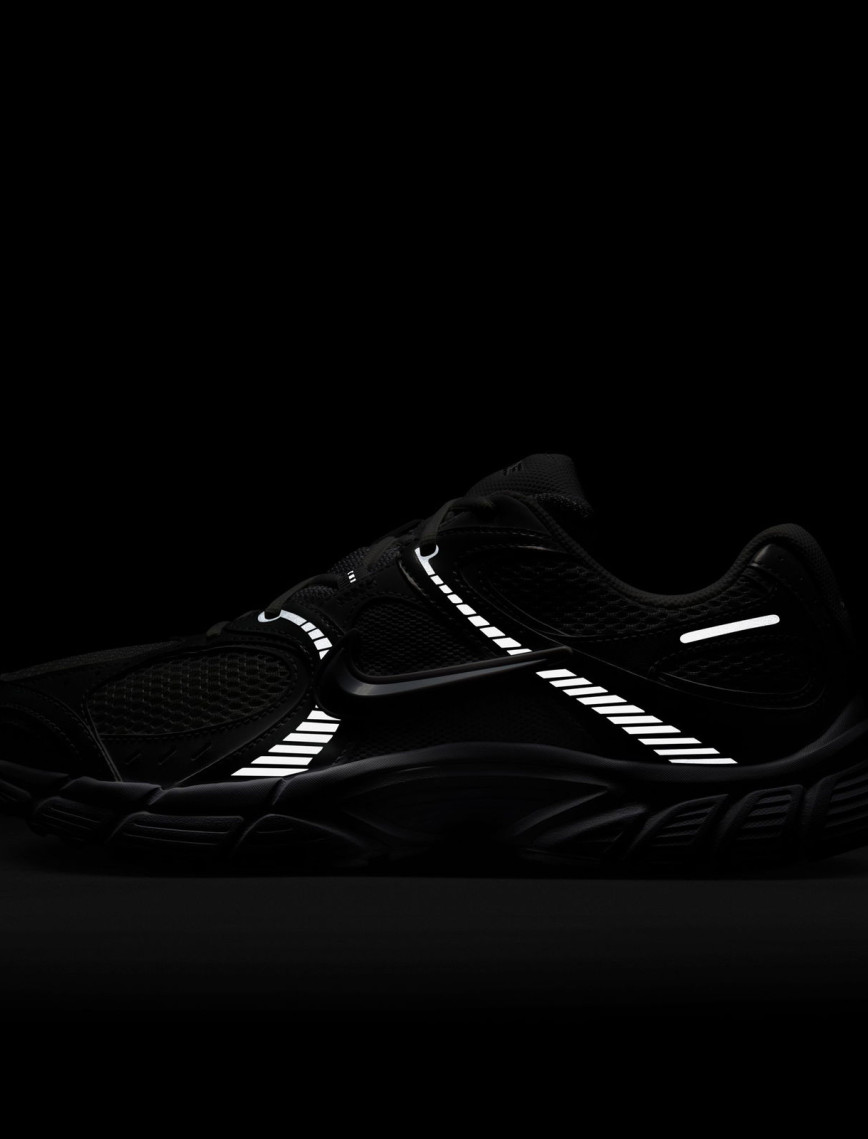 Nike V5 RNR Erkek Beyaz Spor Ayakkabı Nike V5 RNR Erkek Beyaz Spor Ayakkabı