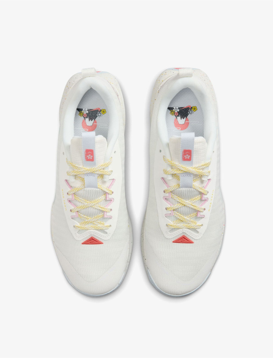 Nike Juniper Trail 3 Kadın Beyaz Koşu Ayakkabısı Nike Juniper Trail 3 Kadın Beyaz Koşu Ayakkabısı