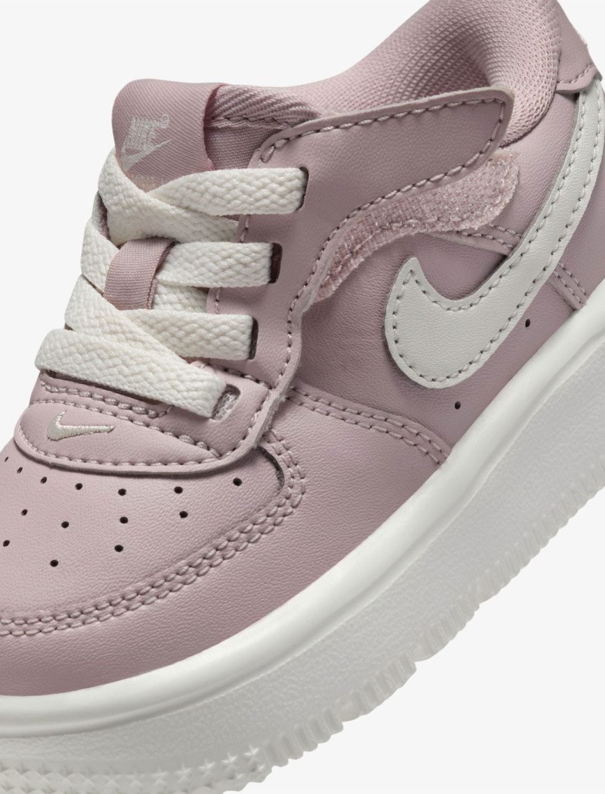 Nike Force 1 Low EasyOn Çocuk Pembe Spor Ayakkabı Nike Force 1 Low EasyOn Çocuk Pembe Spor Ayakkabı
