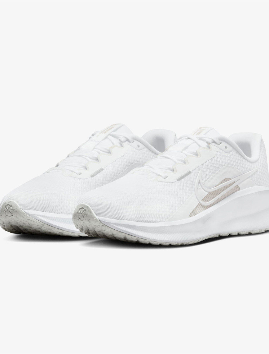 Nike Downshifter 13 Erkek Beyaz Koşu Ayakkabısı Nike Downshifter 13 Erkek Beyaz Koşu Ayakkabısı