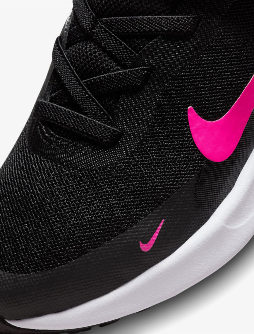 Nike Revolution 7 Çocuk Siyah Spor Ayakkabı Nike Revolution 7 Çocuk Siyah Spor Ayakkabı