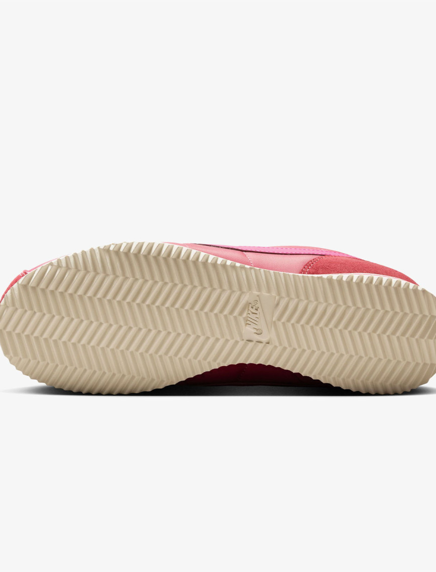 Nike Cortez Kadın Pembe Spor Ayakkabı Nike Cortez Kadın Pembe Spor Ayakkabı