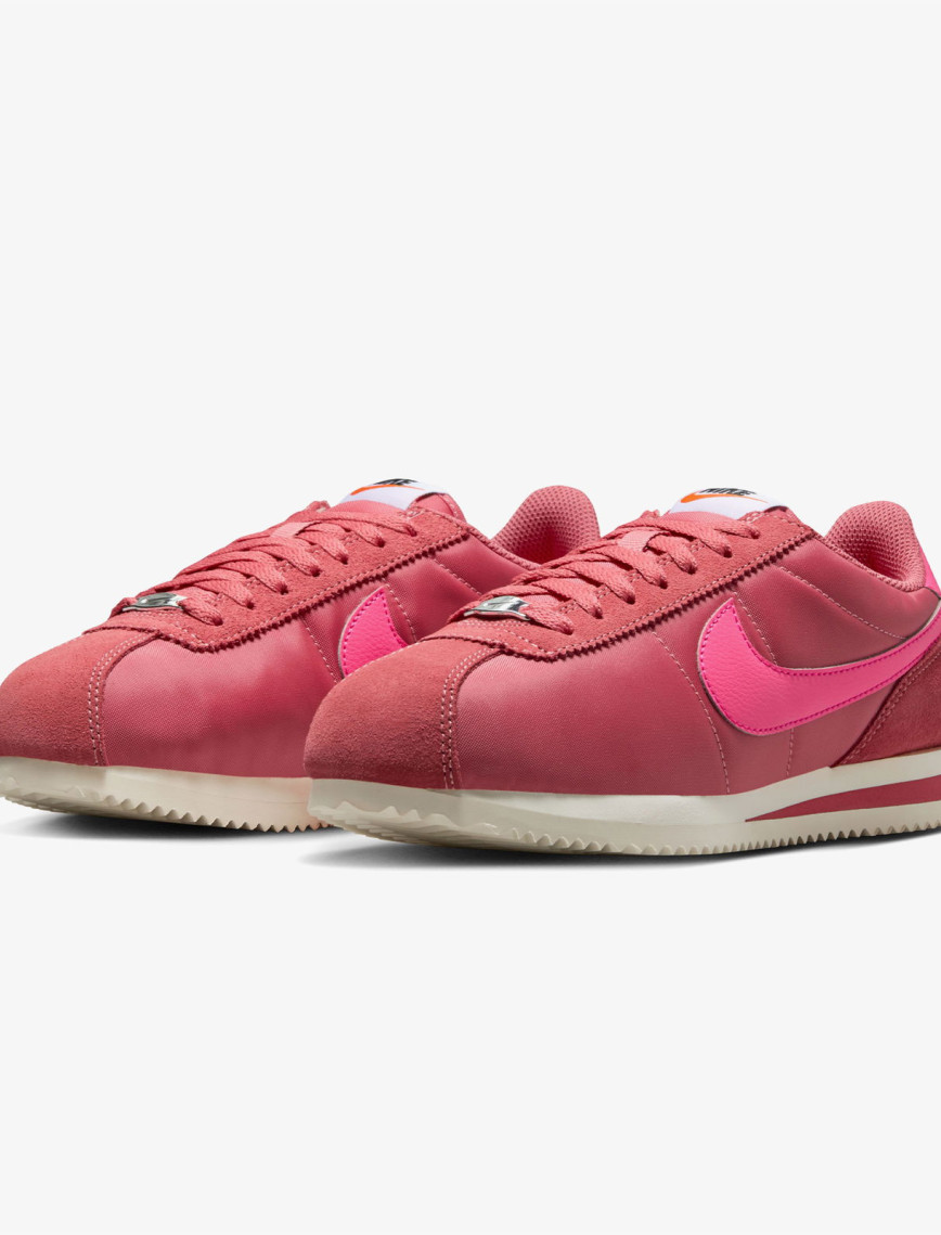 Nike Cortez Kadın Pembe Spor Ayakkabı Nike Cortez Kadın Pembe Spor Ayakkabı