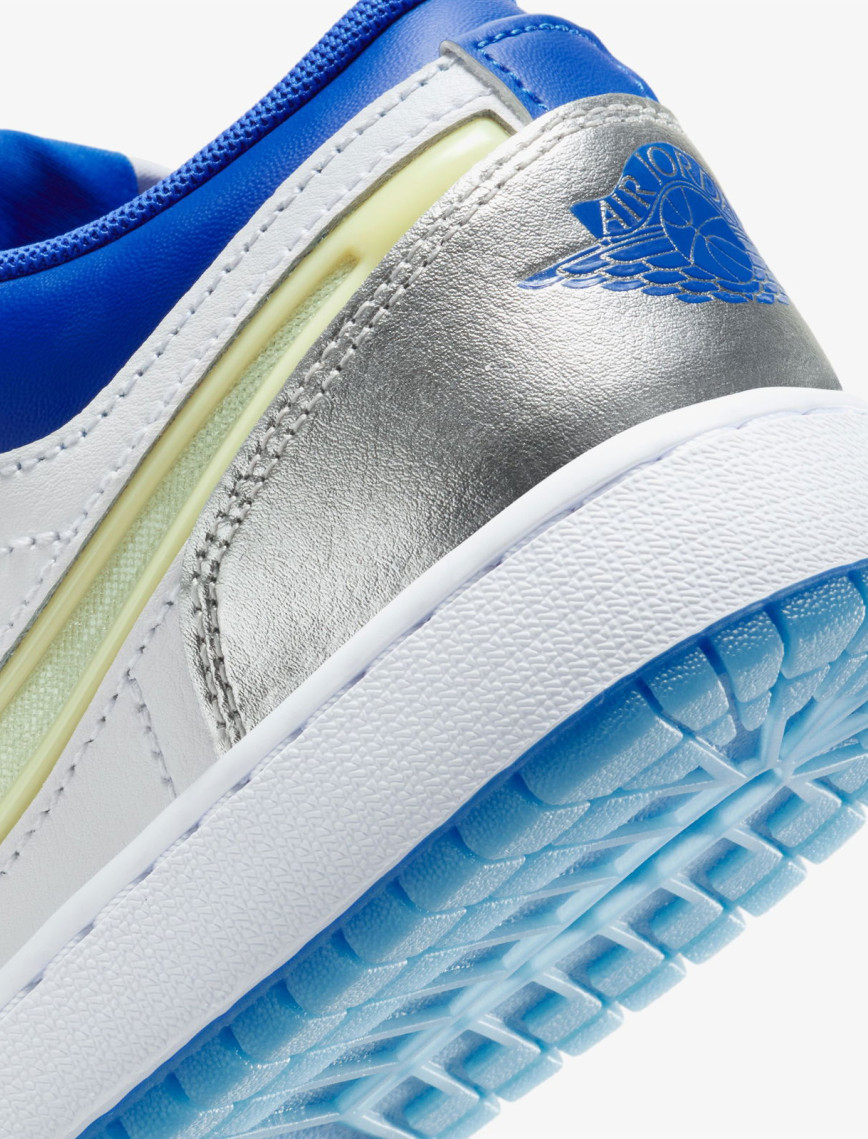 Jordan Air 1 Low "Sneaker School" Genç Çocuk Beyaz Spor Ayakkabı Jordan Air 1 Low "Sneaker School" Genç Çocuk Beyaz Spor Ayakkabı