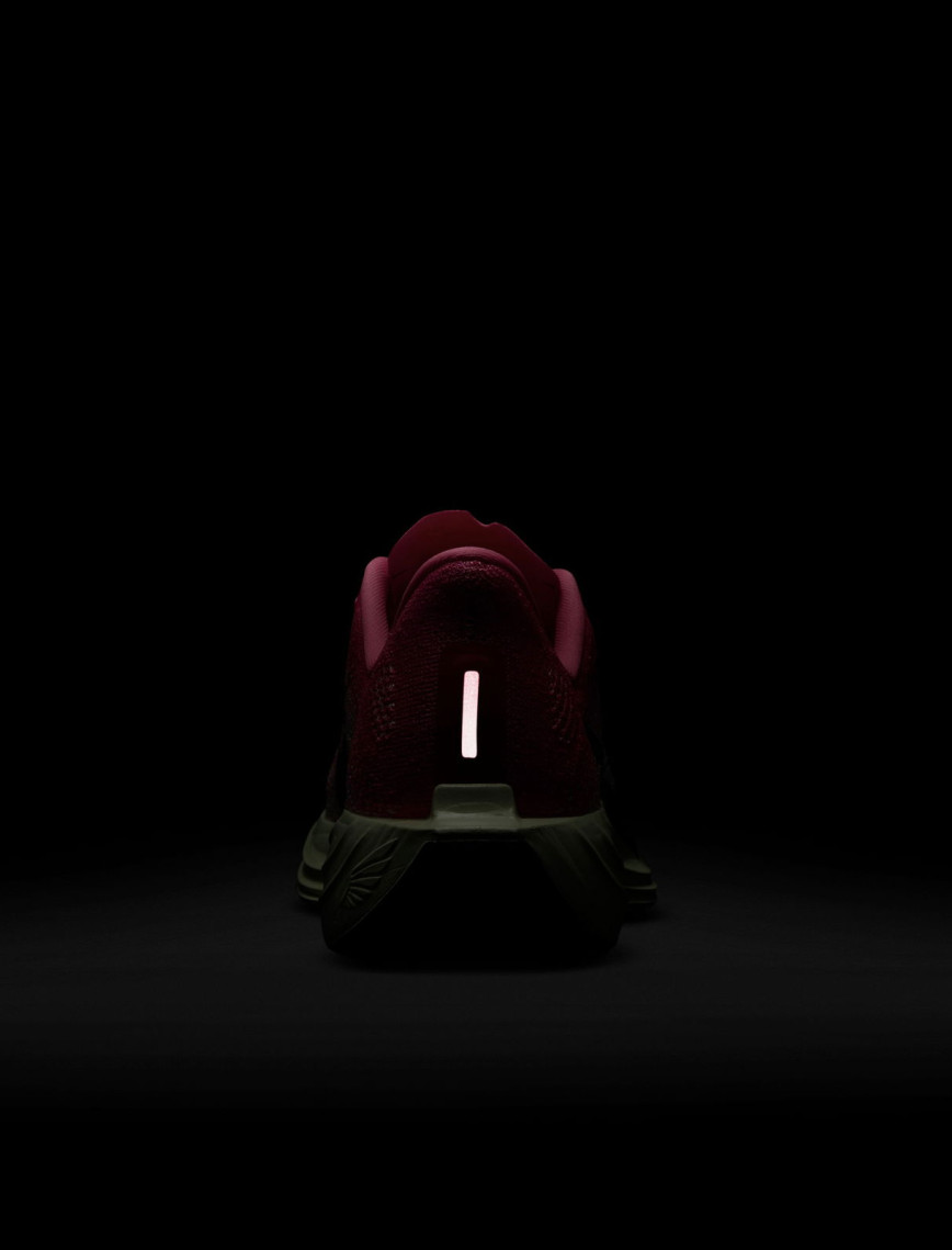 Nike Pegasus Plus Kadın Pembe Koşu Ayakkabısı Nike Pegasus Plus Kadın Pembe Koşu Ayakkabısı