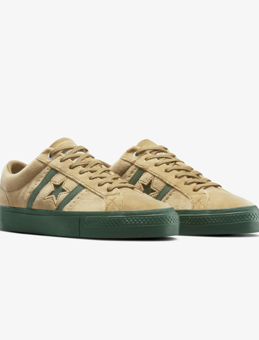 Converse x UNDEFEATED One Star Academy Pro Erkek Krem Sneaker Converse x UNDEFEATED One Star Academy Pro Erkek Krem Sneaker