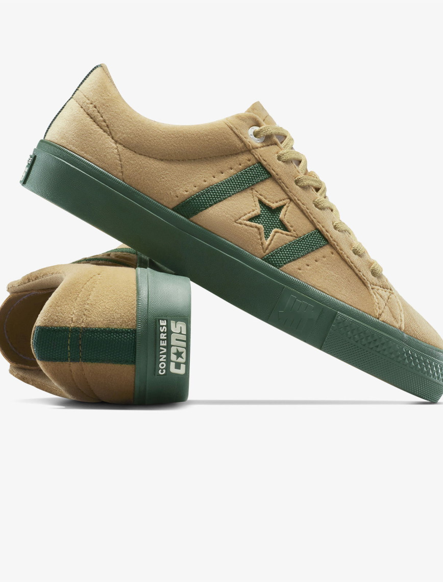 Converse x UNDEFEATED One Star Academy Pro Erkek Krem Sneaker Converse x UNDEFEATED One Star Academy Pro Erkek Krem Sneaker