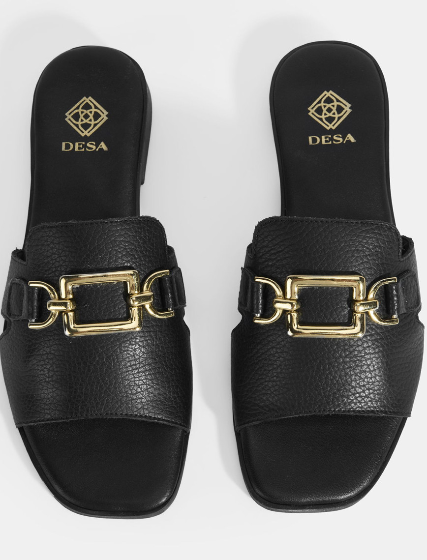 Kadın Siyah Metal Toka Aksesuarlı Deri Terlik Kadın Siyah Metal Toka Aksesuarlı Deri Terlik