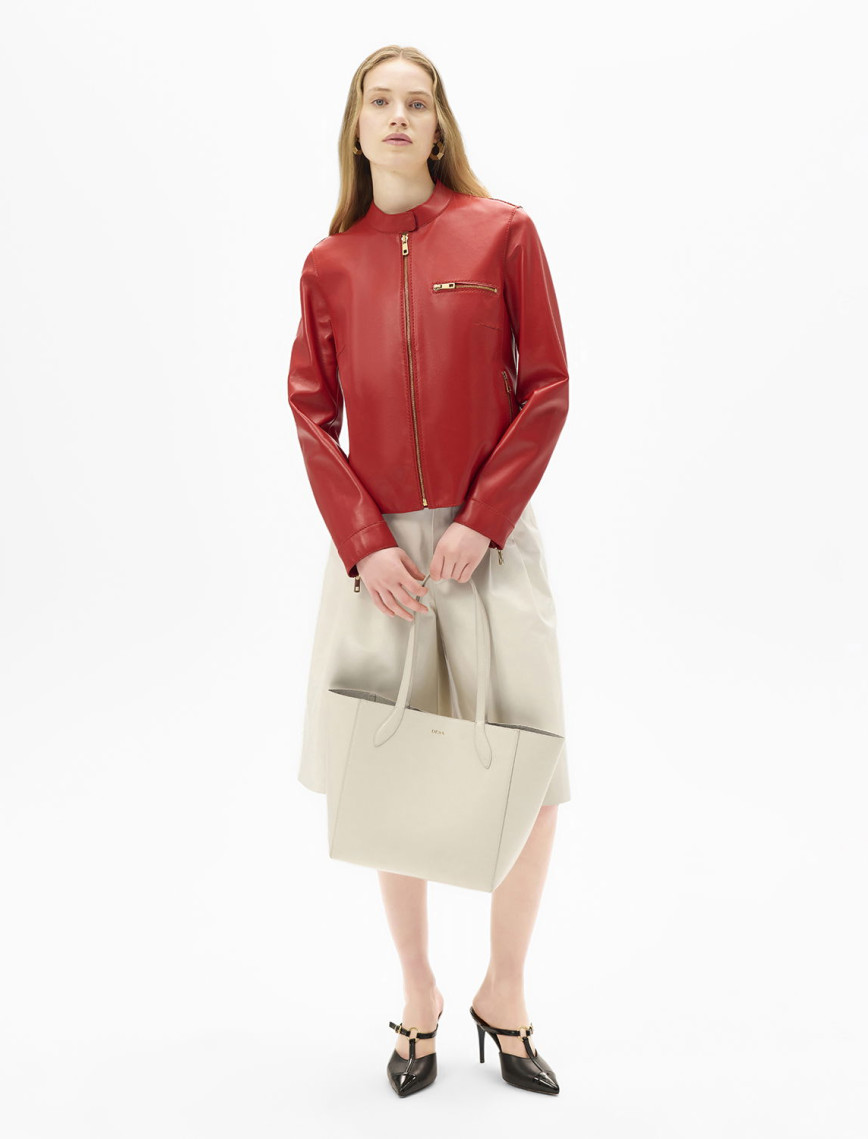 Kadın Beyaz Deri Bermuda Şort Kadın Beyaz Deri Bermuda Şort