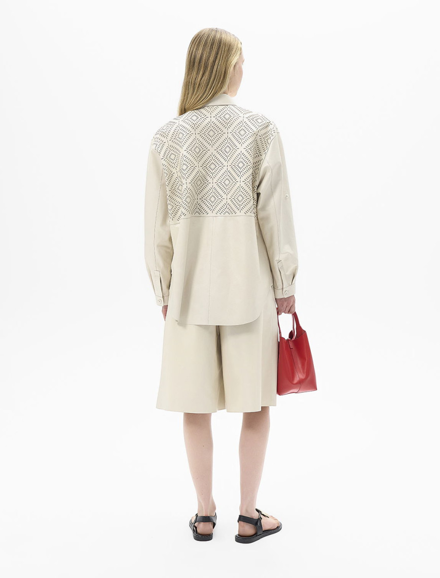 Kadın Beyaz Lazer Kesimli Geometrik Desenli Deri Gömlek Kadın Beyaz Lazer Kesimli Geometrik Desenli Deri Gömlek