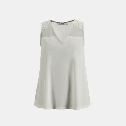 Kadın Beyaz Deri Detaylı Perforeli Bluz Kadın Beyaz Deri Detaylı Perforeli Bluz