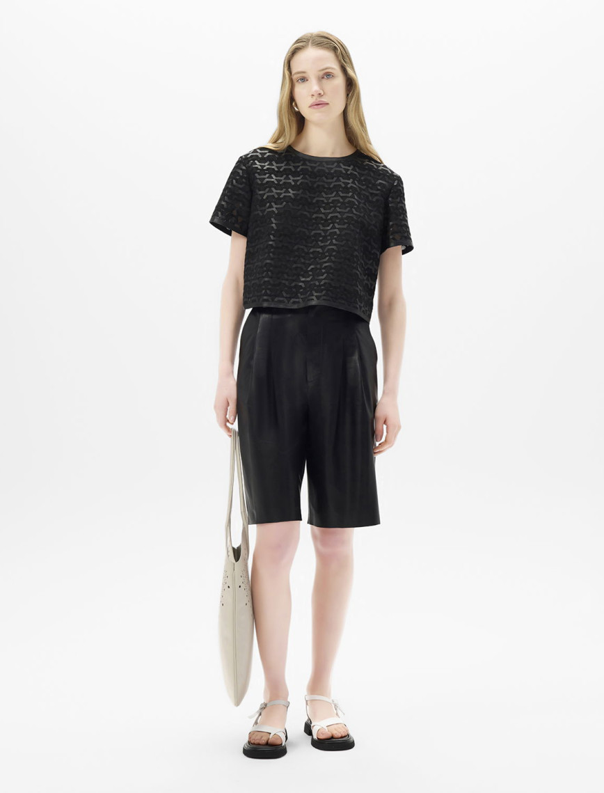 Kadın Siyah Deri Detaylı Bluz Kadın Siyah Deri Detaylı Bluz