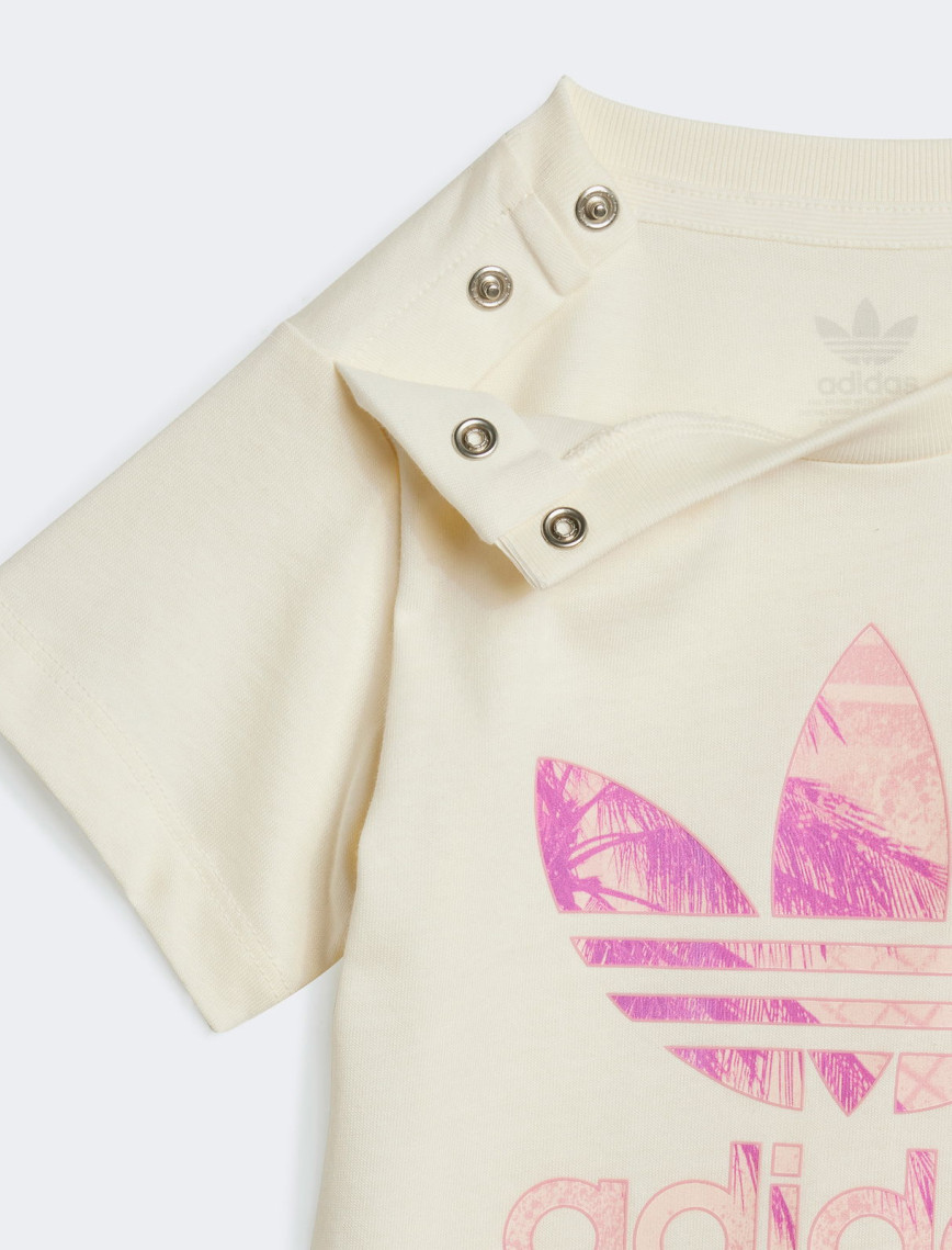 adidas Originals Çocuk Krem Şort Takım adidas Originals Çocuk Krem Şort Takım