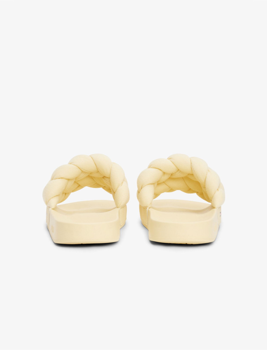 Tommy Jeans Logolu Kalın Örgülü Çift Bantlı Kadın Bej Terlik Tommy Jeans Logolu Kalın Örgülü Çift Bantlı Kadın Bej Terlik