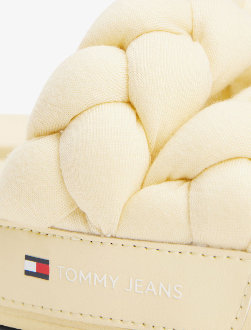 Tommy Jeans Logolu Kalın Örgülü Çift Bantlı Kadın Bej Terlik Tommy Jeans Logolu Kalın Örgülü Çift Bantlı Kadın Bej Terlik