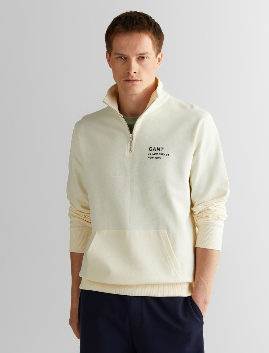 GANT Erkek Siyah Regular Fit Yarım Fermuarlı Logolu Sweatshirt GANT Erkek Siyah Regular Fit Yarım Fermuarlı Logolu Sweatshirt