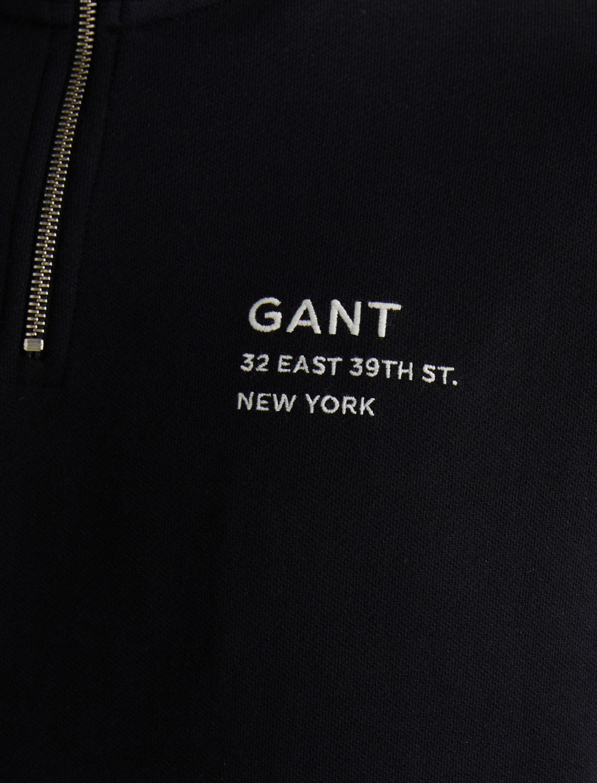 GANT Erkek Siyah Regular Fit Yarım Fermuarlı Logolu Sweatshirt GANT Erkek Siyah Regular Fit Yarım Fermuarlı Logolu Sweatshirt