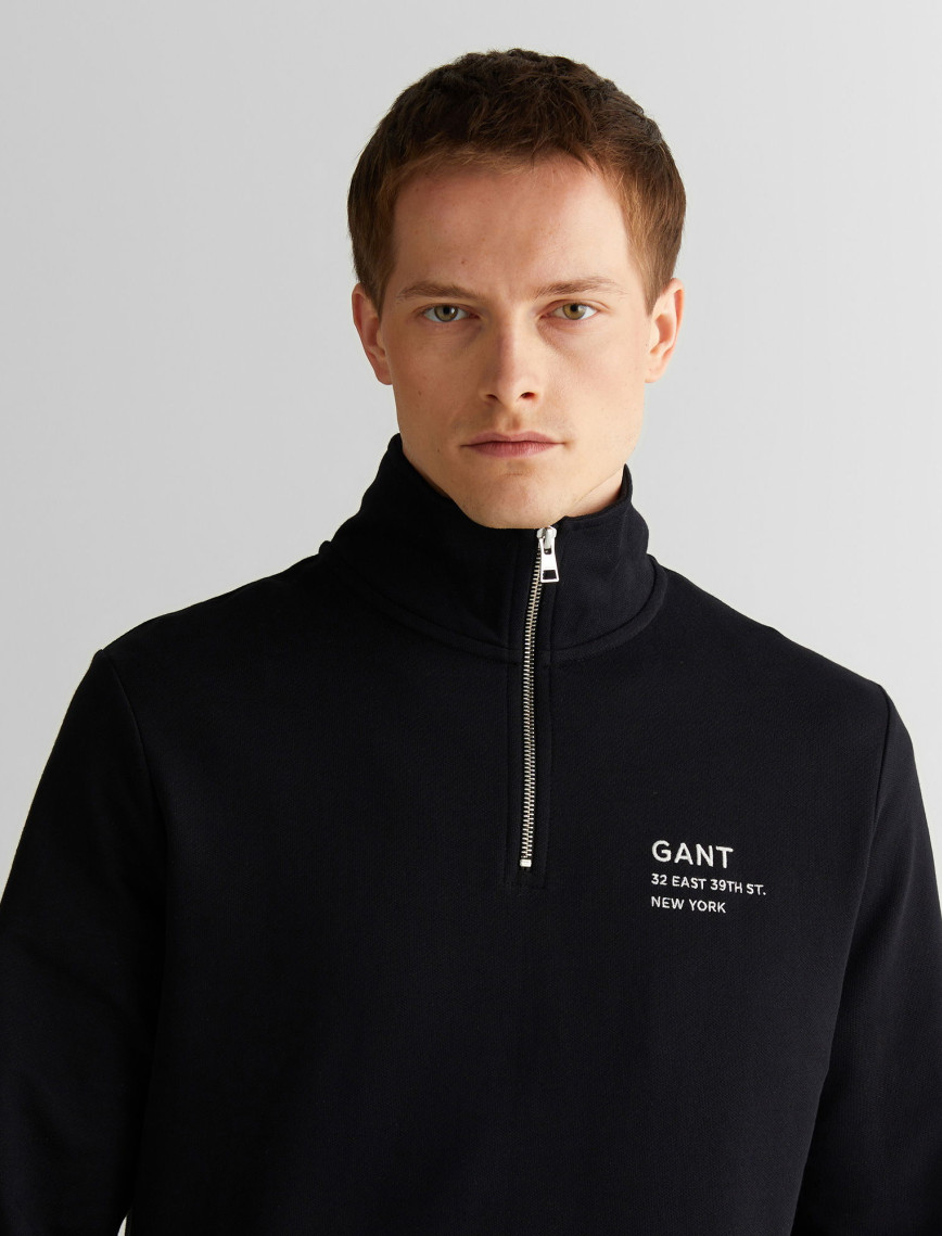 GANT Erkek Siyah Regular Fit Yarım Fermuarlı Logolu Sweatshirt GANT Erkek Siyah Regular Fit Yarım Fermuarlı Logolu Sweatshirt