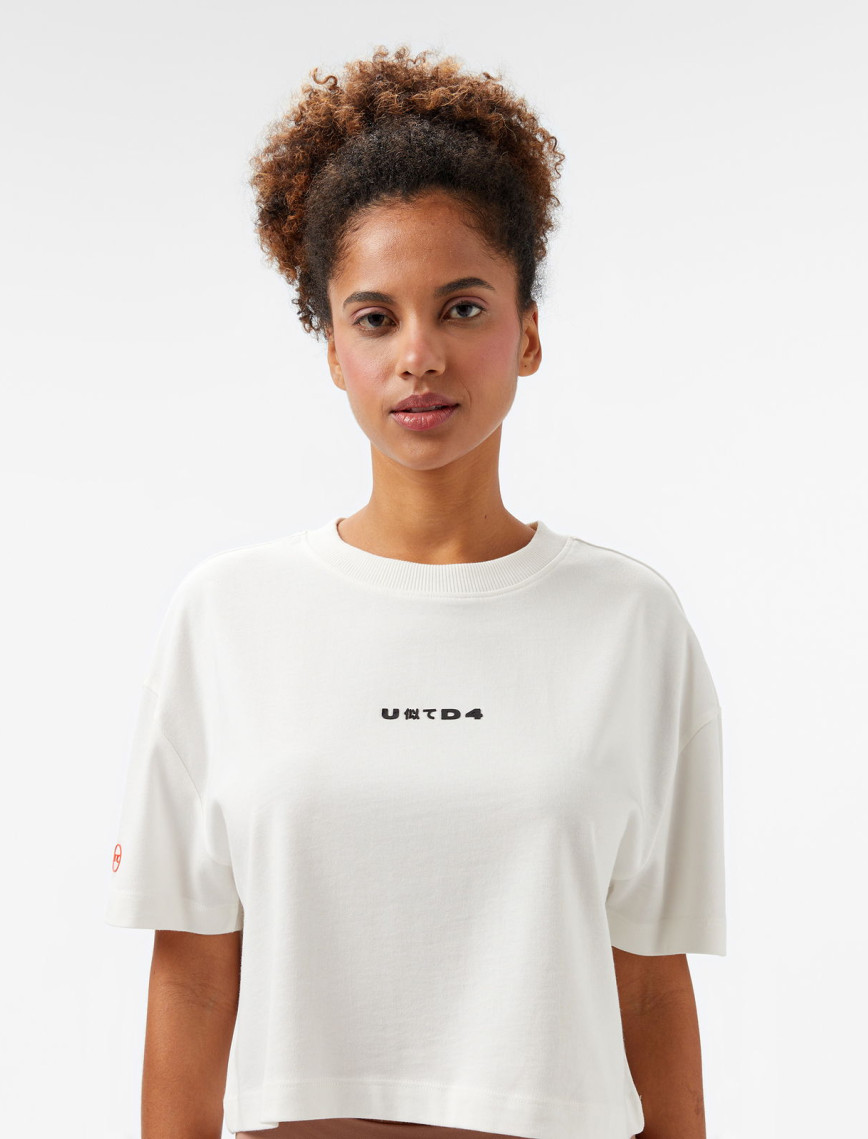 UNITED4 Comfort Krem Crop T-Shirt