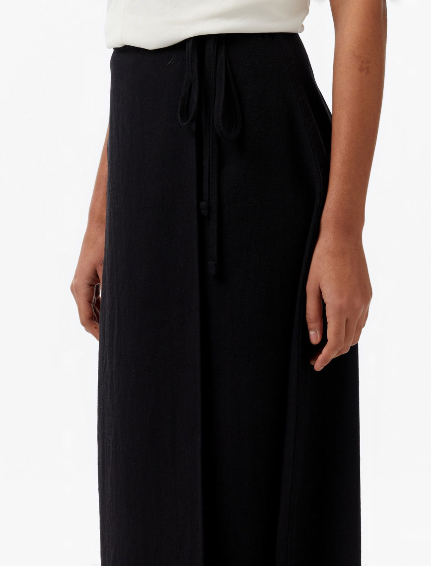 Nautica Kadın Siyah Regular Fit Keten Karışımlı Etek Nautica Kadın Siyah Regular Fit Keten Karışımlı Etek