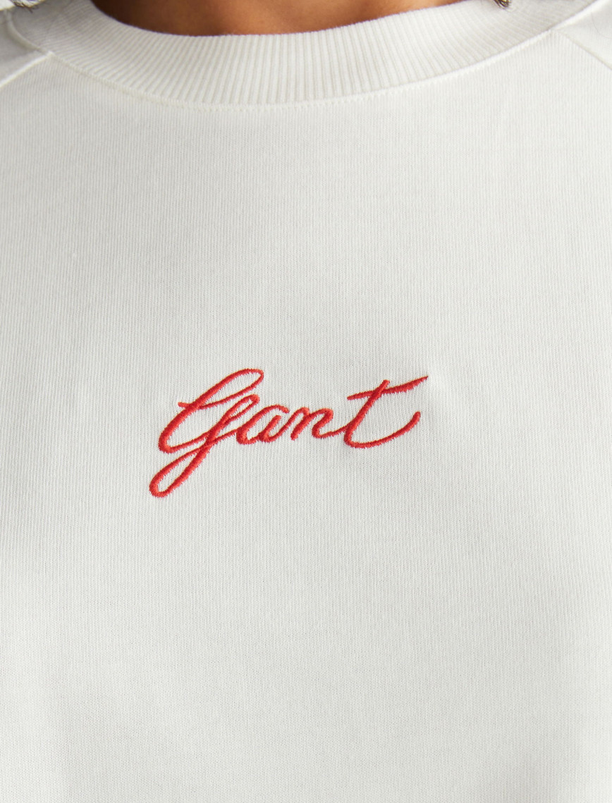 GANT Kadın Krem Bisiklet Yaka Logolu T-Shirt GANT Kadın Krem Bisiklet Yaka Logolu T-Shirt