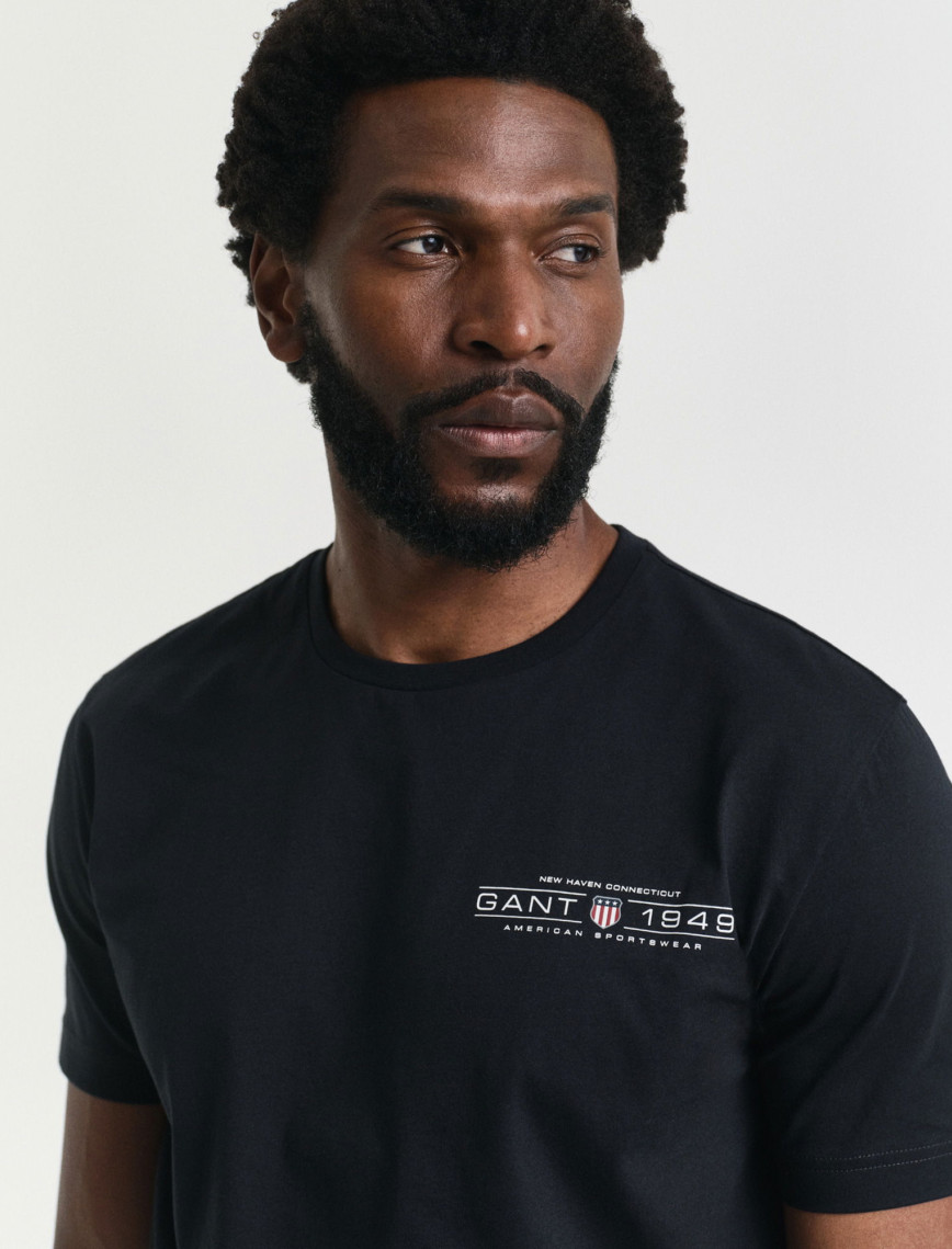 GANT Erkek Siyah Regular Fit Bisiklet Yaka Logolu T-Shirt GANT Erkek Siyah Regular Fit Bisiklet Yaka Logolu T-Shirt