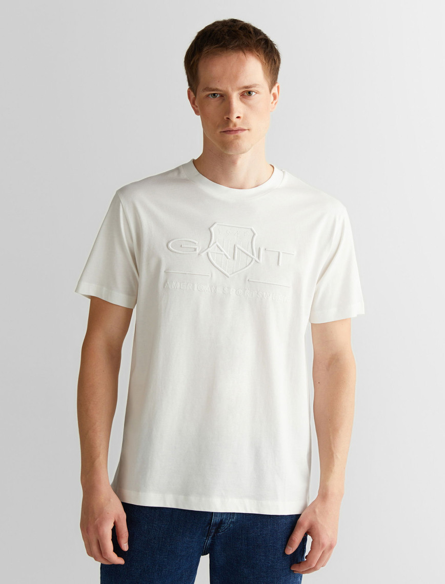 GANT Erkek Beyaz Regular Fit Bisiklet Yaka Logolu Logolu T-Shirt GANT Erkek Beyaz Regular Fit Bisiklet Yaka Logolu Logolu T-Shirt