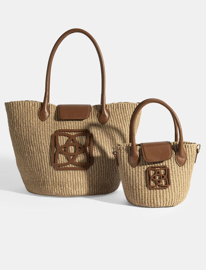 Kadın Taba Monogram Logolu Hasır Omuz Çantası Kadın Taba Monogram Logolu Hasır Omuz Çantası