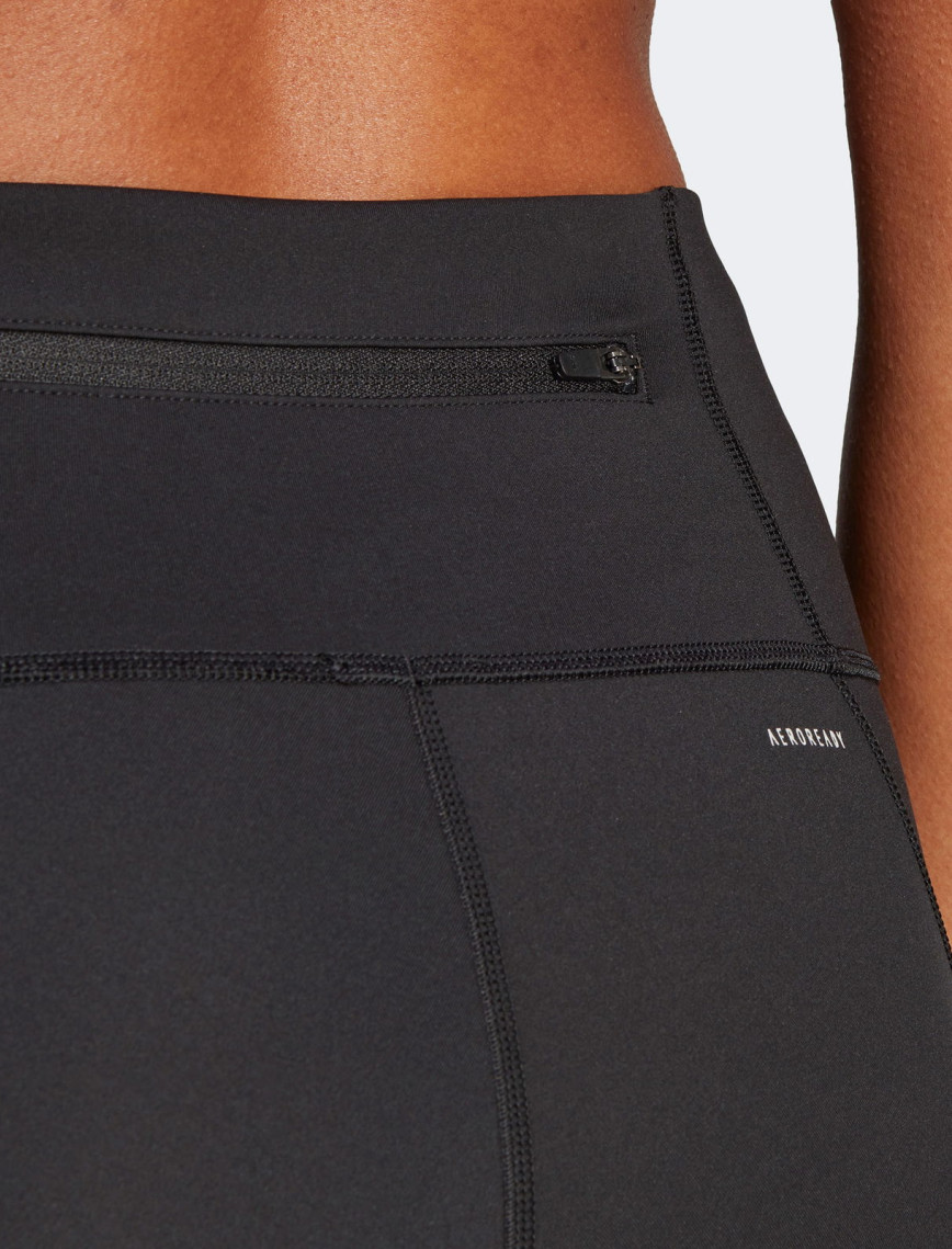 adidas Ultimate Kadın Siyah Kısa Koşu Taytı adidas Ultimate Kadın Siyah Kısa Koşu Taytı