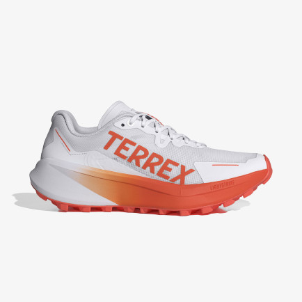 adidas Terrex Agravic 3 Arazi Kadın Beyaz Koşu Ayakkabısı adidas Terrex Agravic 3 Arazi Kadın Beyaz Koşu Ayakkabısı