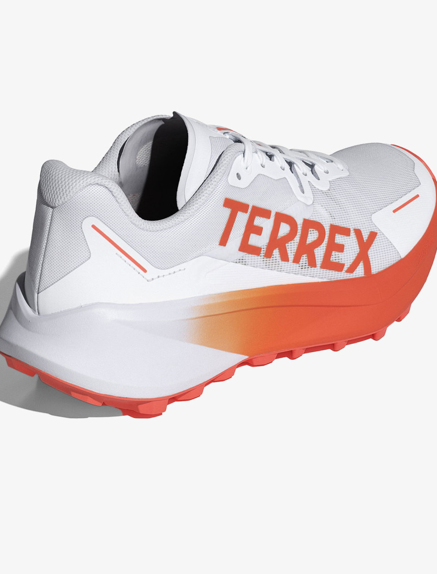 adidas Terrex Agravic 3 Arazi Erkek Beyaz Koşu Ayakkabısı adidas Terrex Agravic 3 Arazi Erkek Beyaz Koşu Ayakkabısı