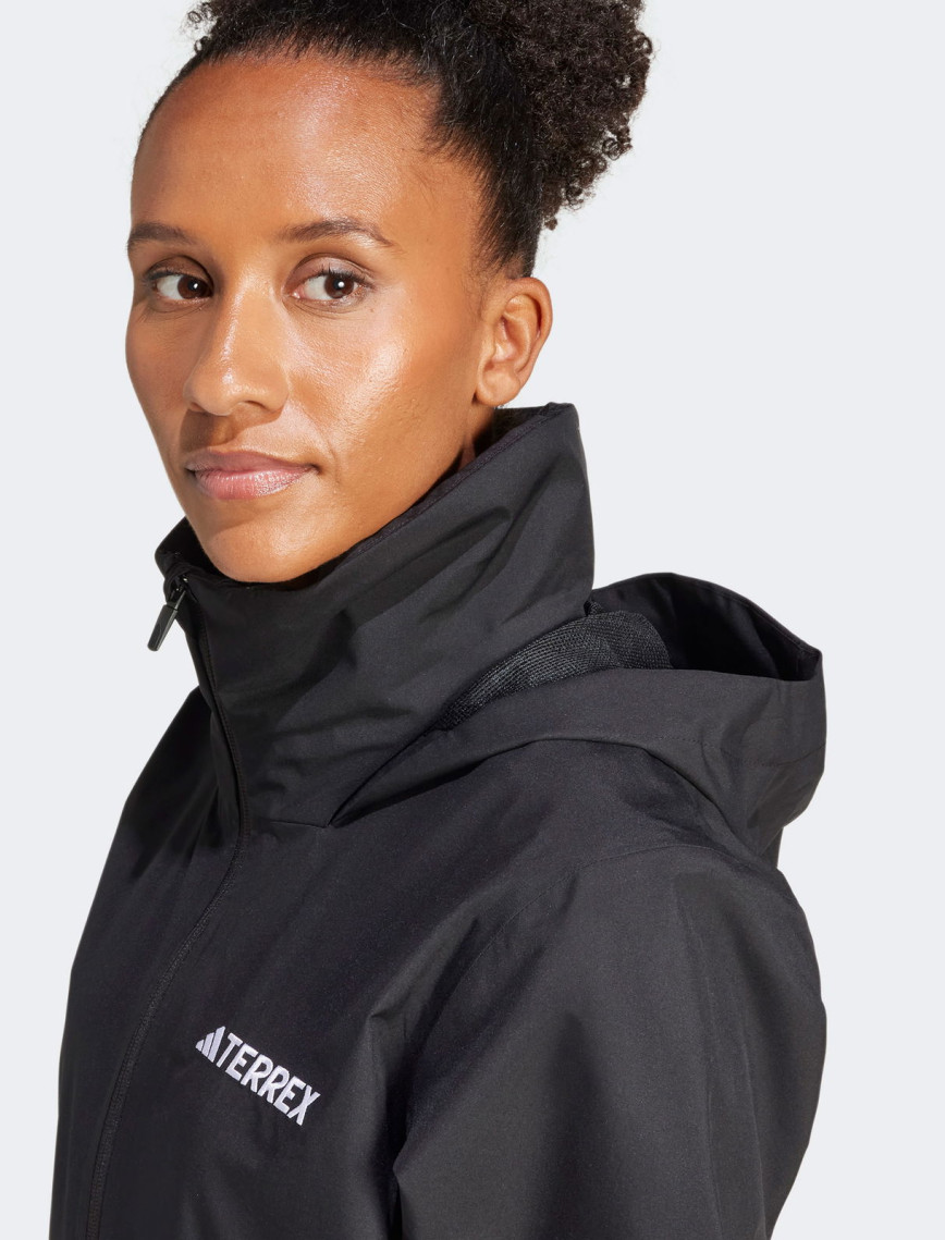 adidas Multi Essentials 2L Kadın Siyah Yağmurluk adidas Multi Essentials 2L Kadın Siyah Yağmurluk