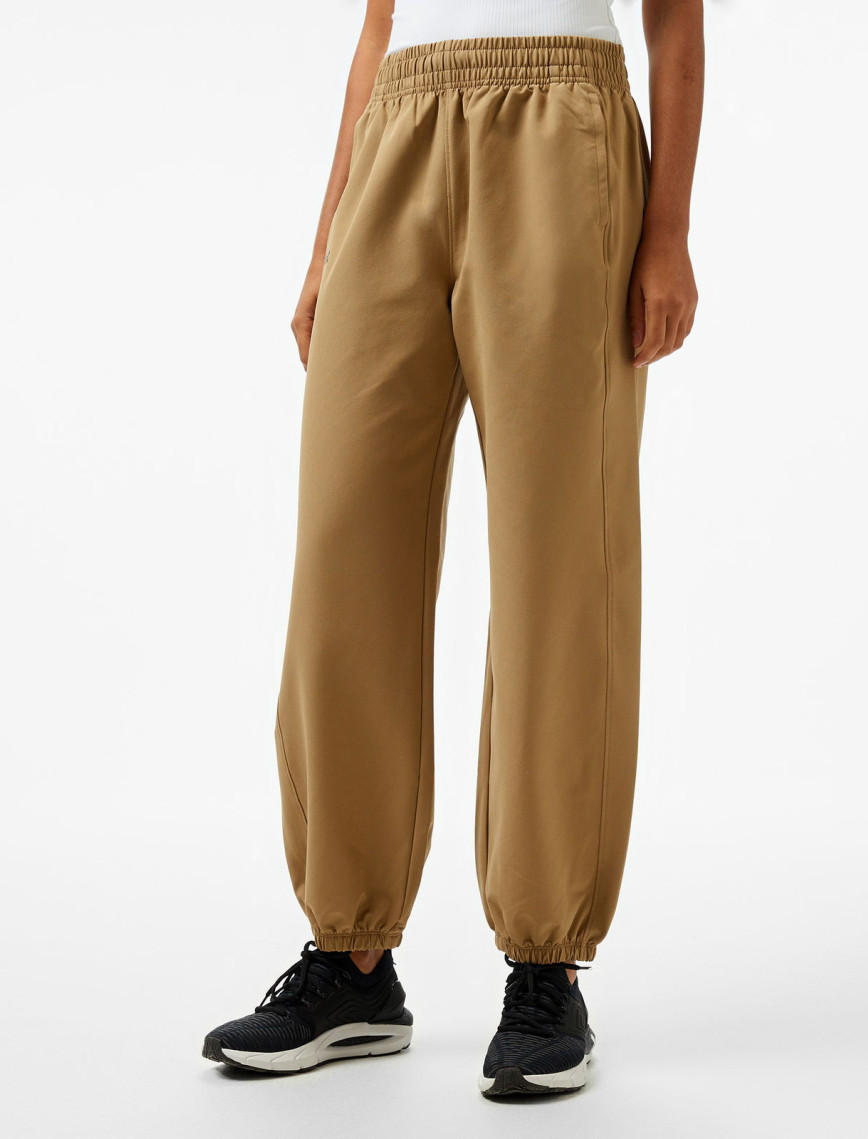 Under Armour Armoursport Swowen Kadın Bej Eşofman Altı Under Armour Armoursport Swowen Kadın Bej Eşofman Altı